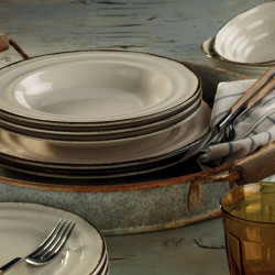 Сервиз за хранене Kütahya Porcelain 24 части, 6 човека, бежов цвят и кафяв кант